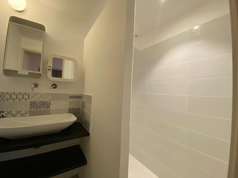 Le Nomade En Provence Bed & Breakfast Bouchet  Exterior foto