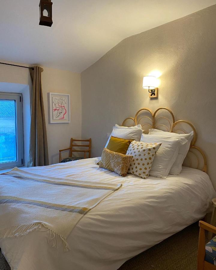 Le Nomade En Provence Bed & Breakfast Bouchet  Exterior foto